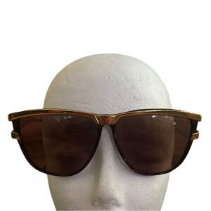 Valentino Vintage Sunglasses V565 Italy